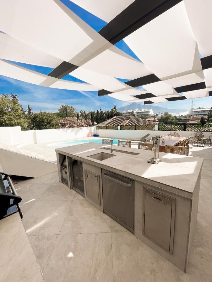 Luxury In Puerto Banus Panoramic Mountain And Sea Views With Private Pool
