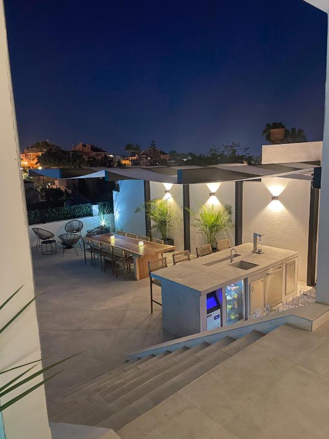 Luxury In Puerto Banus Panoramic Mountain And Sea Views With Private Pool