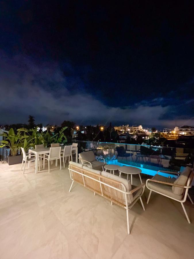 Luxury In Puerto Banus Panoramic Mountain And Sea Views With Private Pool Villa *